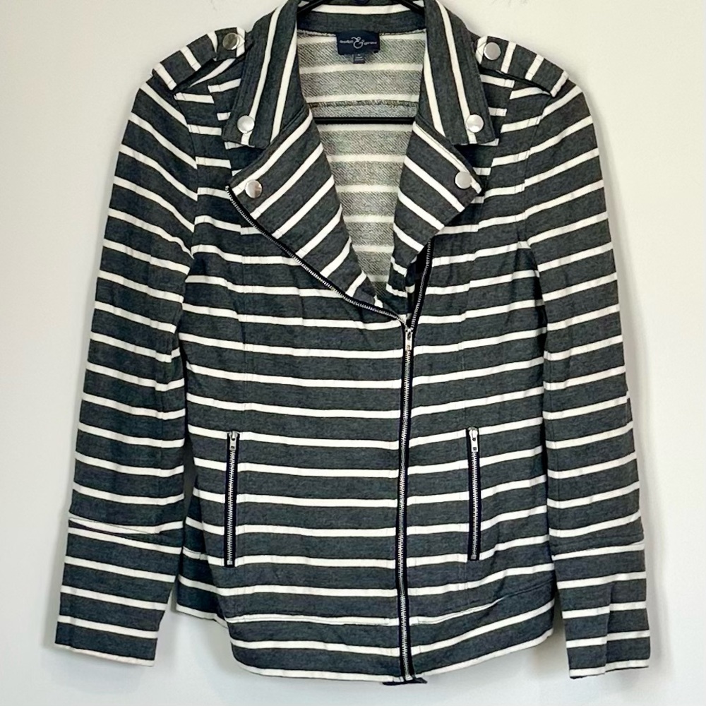 Market & Spruce Gray and White Striped Knit Moto Jacket - Size: Small